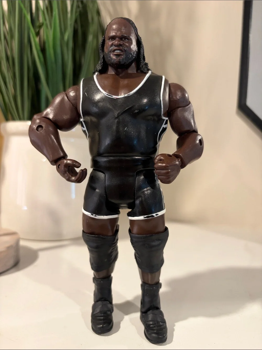 WWE Mark Henry Action Figure by Mattel (2011)   boys toy toys figures doll dolls